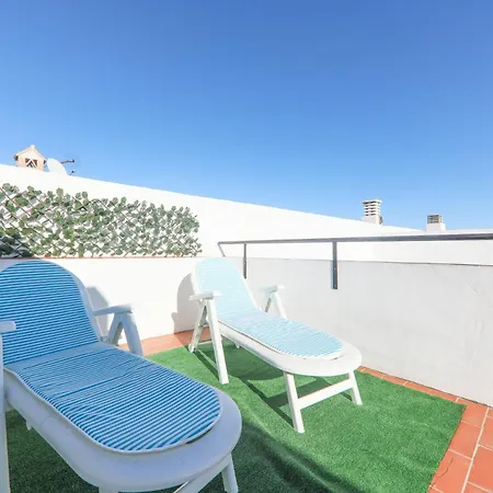 Del Sol Apartment *